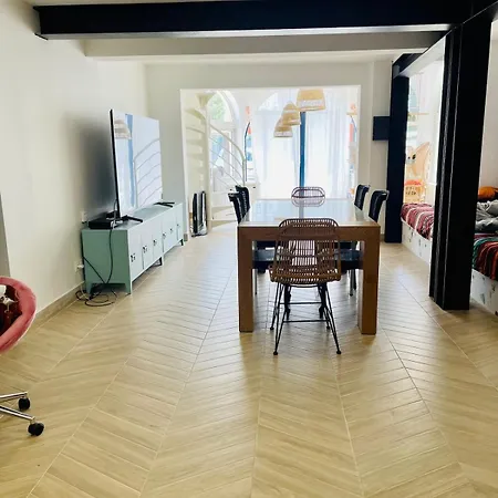Spacious House With Swimming Pool 10 Min From Avignon *