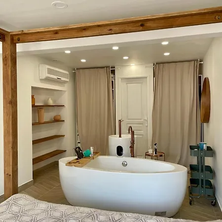 别墅 Spacious House With Swimming Pool 10 Min From Avignon