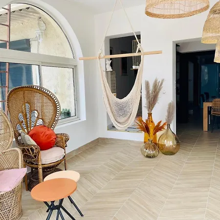 Spacious House With Swimming Pool 10 Min From Avignon 别墅 Les Angles (Gard)
